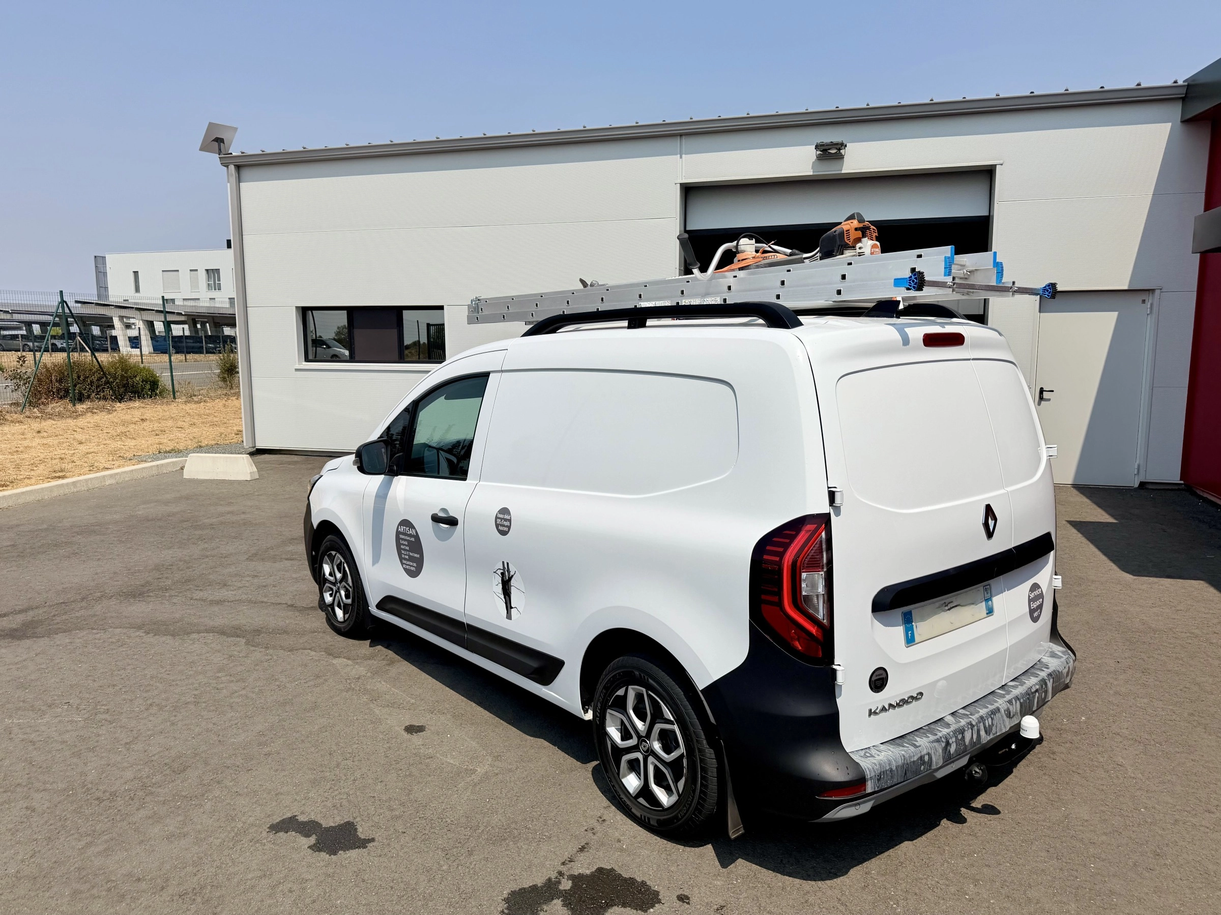 Renault Kangoo COMBI 1.5 BLUEDCI 115 Grand confort Garantie 12 mois COMBI 1.5 BLUEDCI 115 INTENS — photo 4