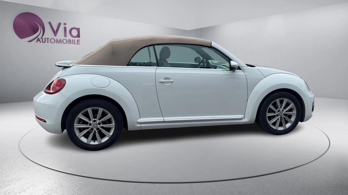Volkswagen BEETLE