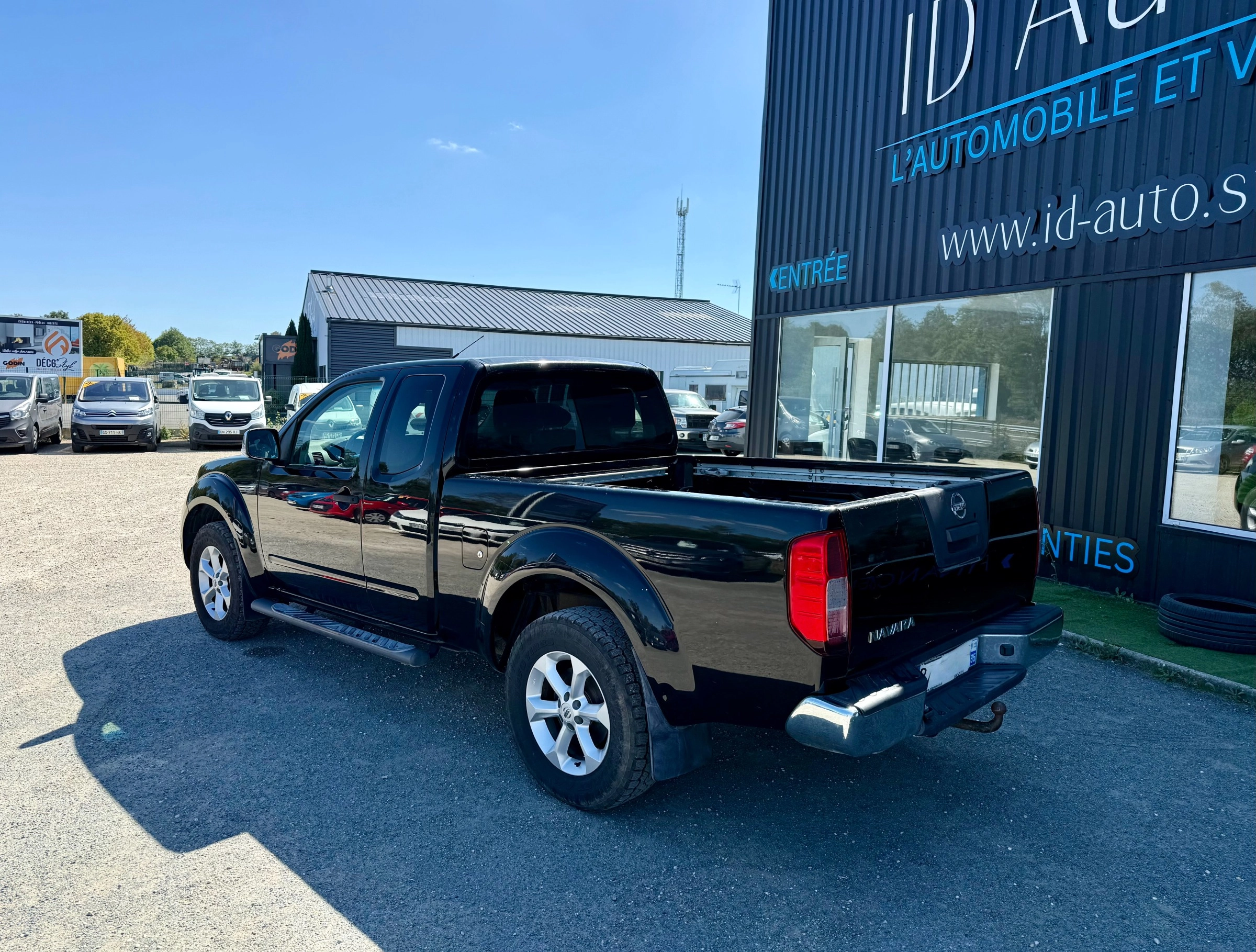 Nissan Navara 2.5 DCI 190 4WD - TVA RÉCUPÉRABLE - GARANTIE 12 MOIS KING CAB 2.5 DCI 190 4WD — photo 3