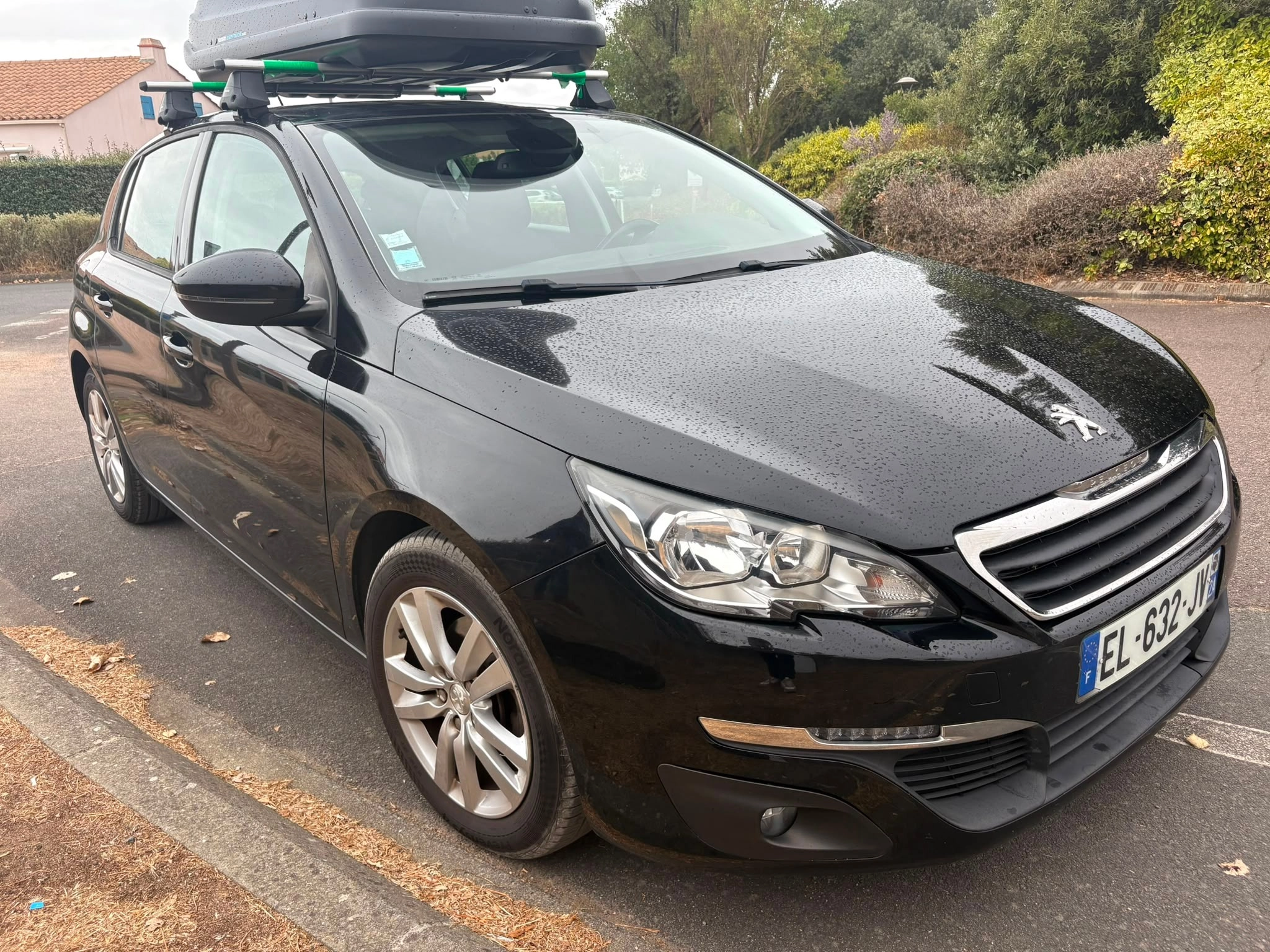 Peugeot 308 GENERATION-II 1.6 BLUEHDI 120 ALLURE