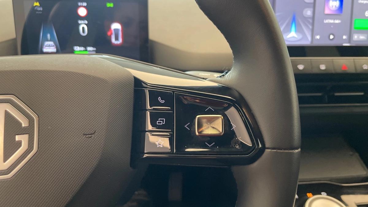 M.G. MG4