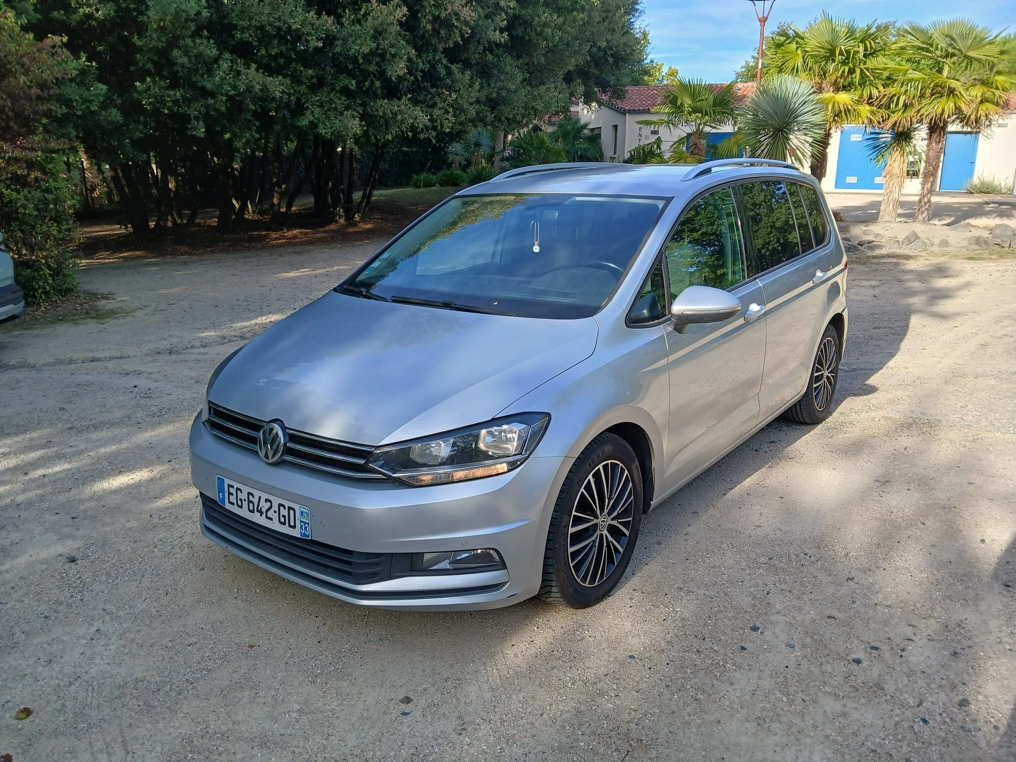 Volkswagen Touran 1.6 TDI 115 BLUEMOTION CONFORT LINE - Garantie 12 mois