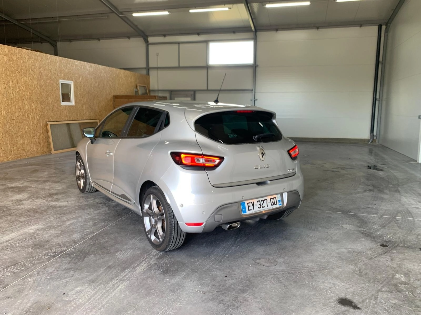 Renault Clio 1.5 DCI 90 INTENS - Garantie 12 mois — photo 4