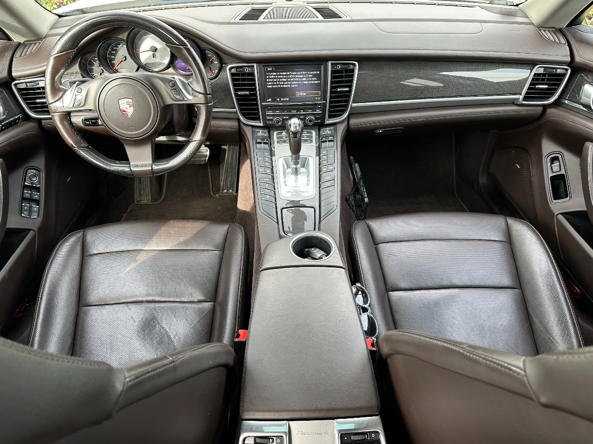 Porsche Panamera - photo 16