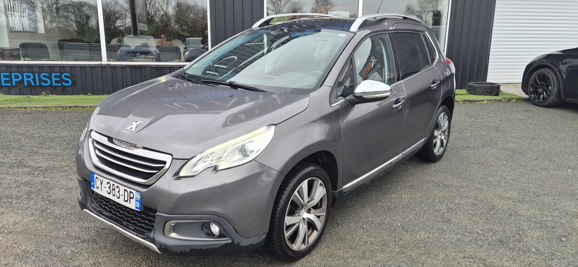 Peugeot 2008 GENERATION-I 1.6 VTI 120 FELINE TITANE — photo 2