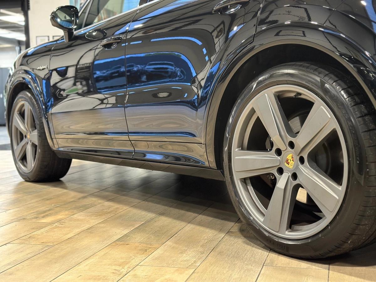 Porsche Cayenne 3.0 E-HYBRID 519H 355 PHEV 25.9KWH S BVA