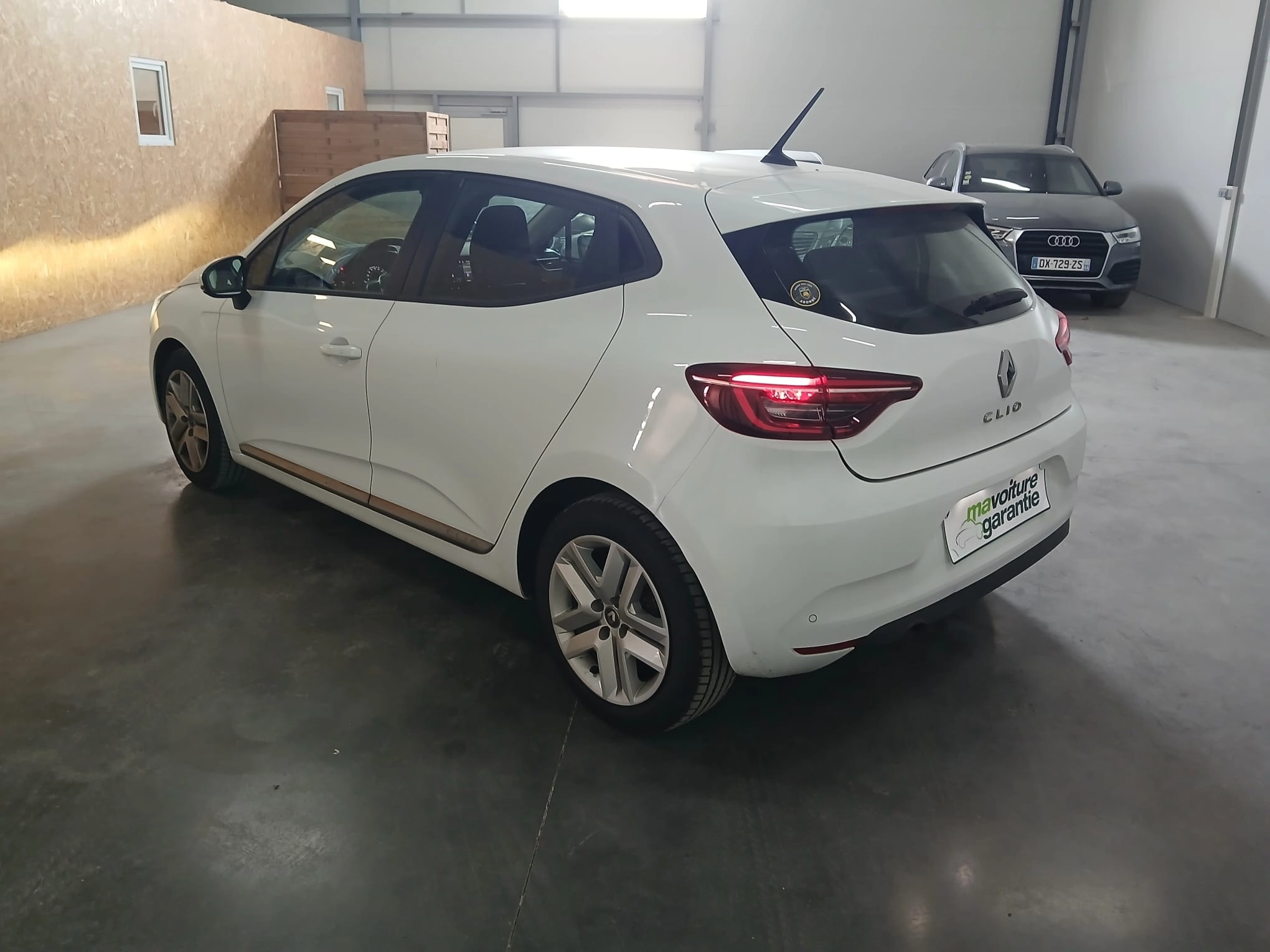 Renault Clio 1.0 TCE 90 BUSINESS - Garantie 12 mois — photo 3