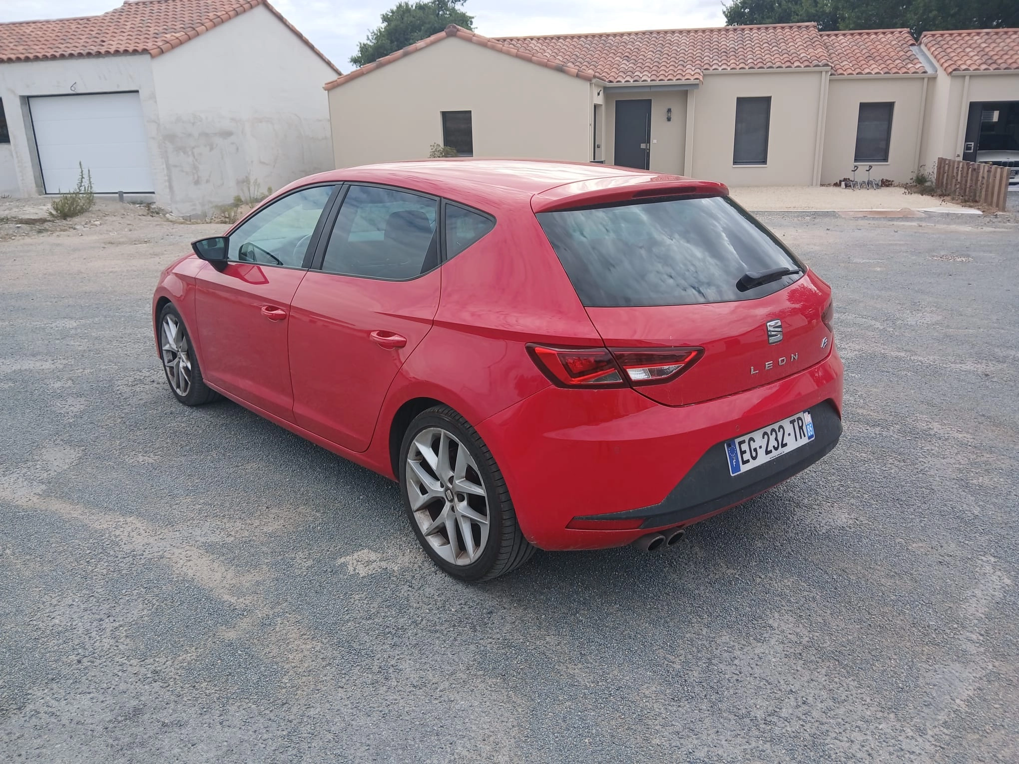 Seat Leon 2.0 TDI 150ch FAP FR Start&Stop DSG - Garantie 12 mois — photo 3