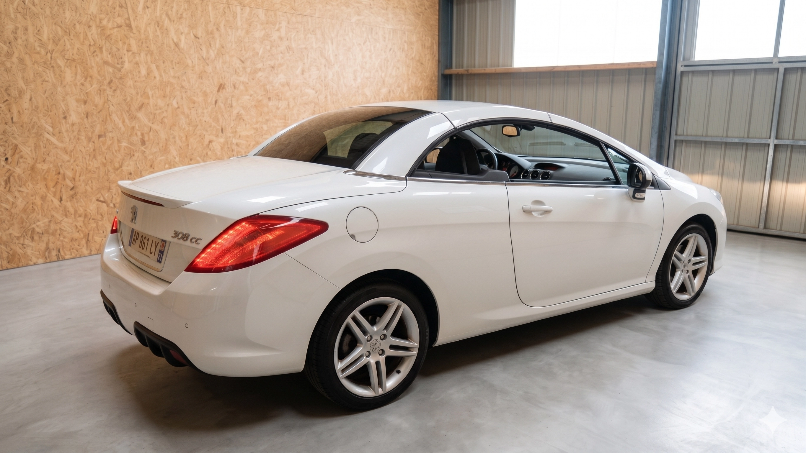 Peugeot 308 GENERATION-I CC 1.6 HDI 110 SPORT PACK — photo 2
