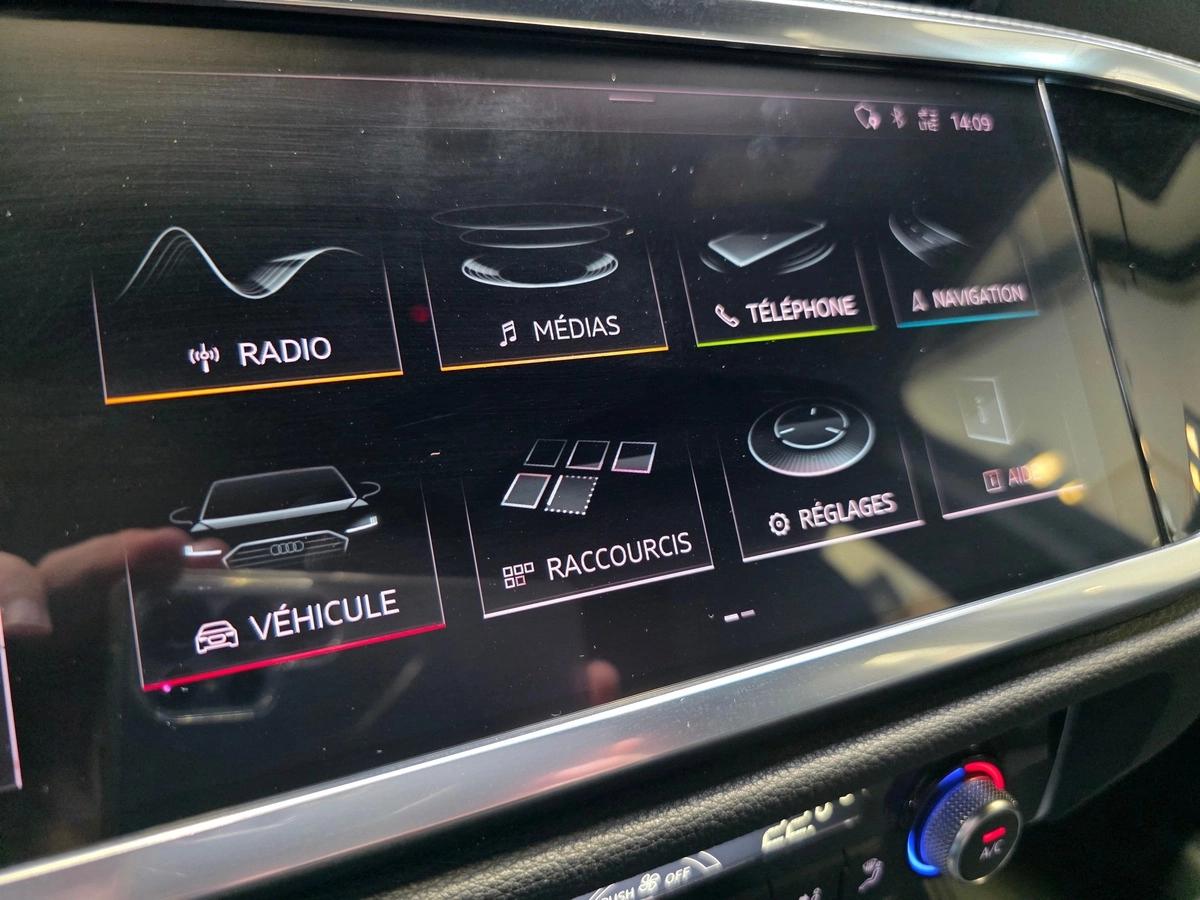 Audi Q3 1.5 35 TFSI 150 S-LINE