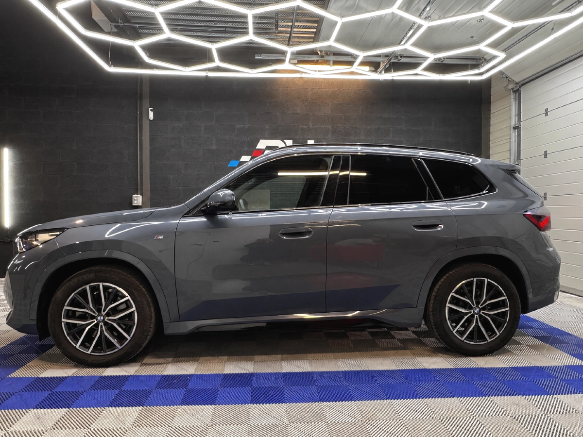 Bmw X1 - photo 2