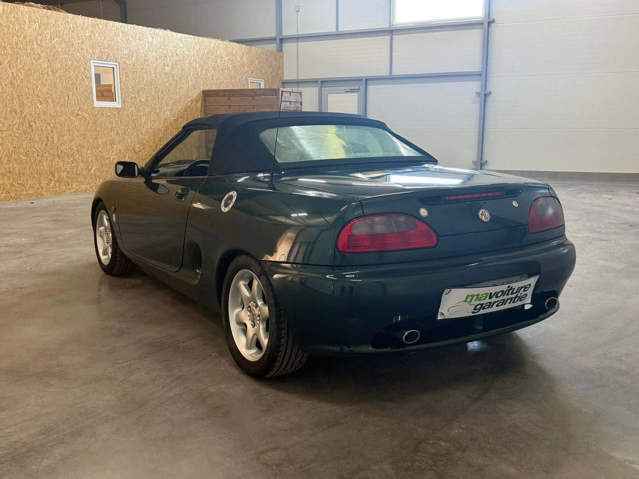 Mg F 1.8 120 75EME ANNIVERSARY CABRIOLET -GARANTIE 12 MOIS- — photo 3