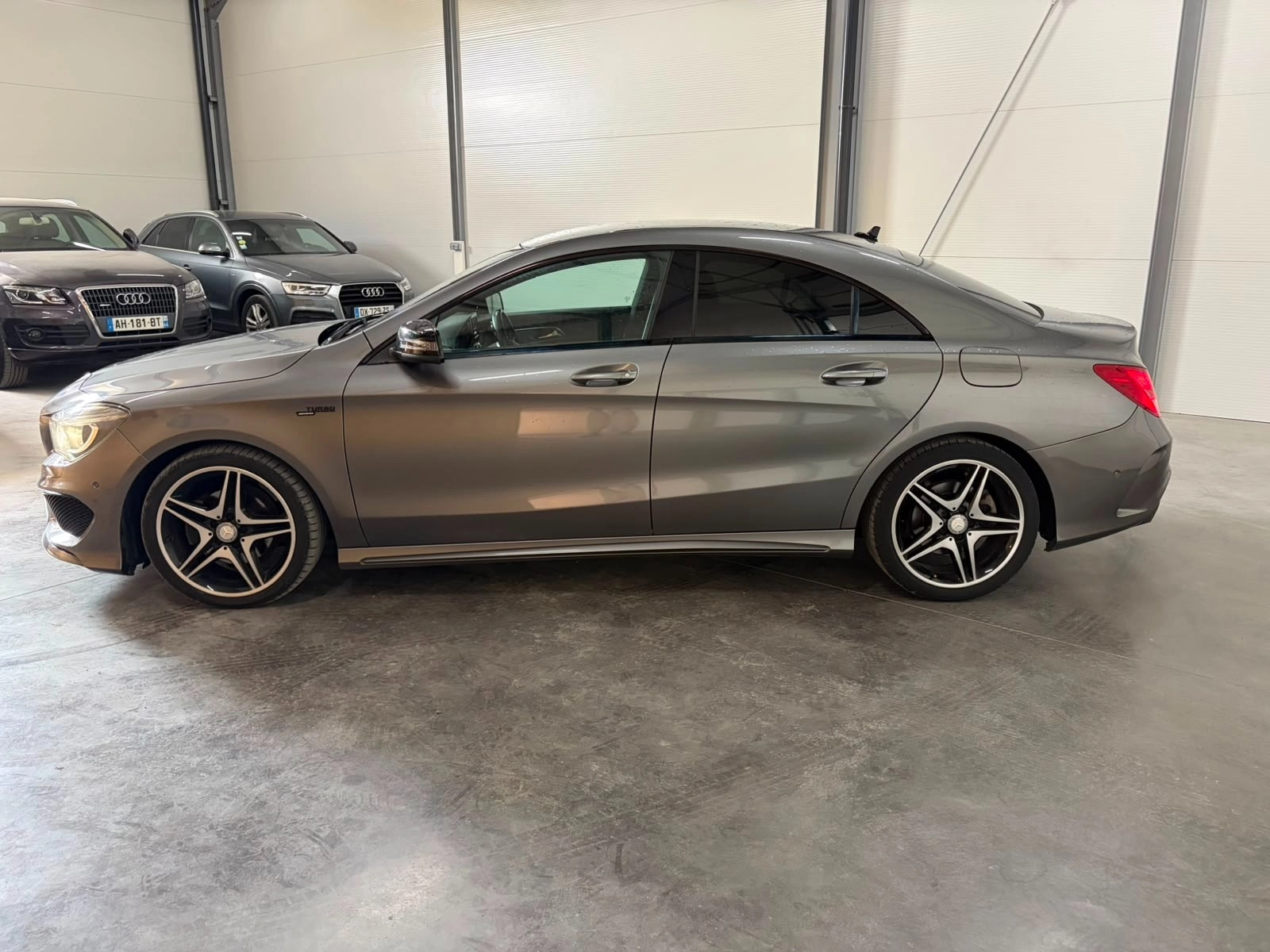 Mercedes Classe Cla COUPE 1.6 200 155 SENSATION (PACK AMG) - Garantie 12 mois — photo 3