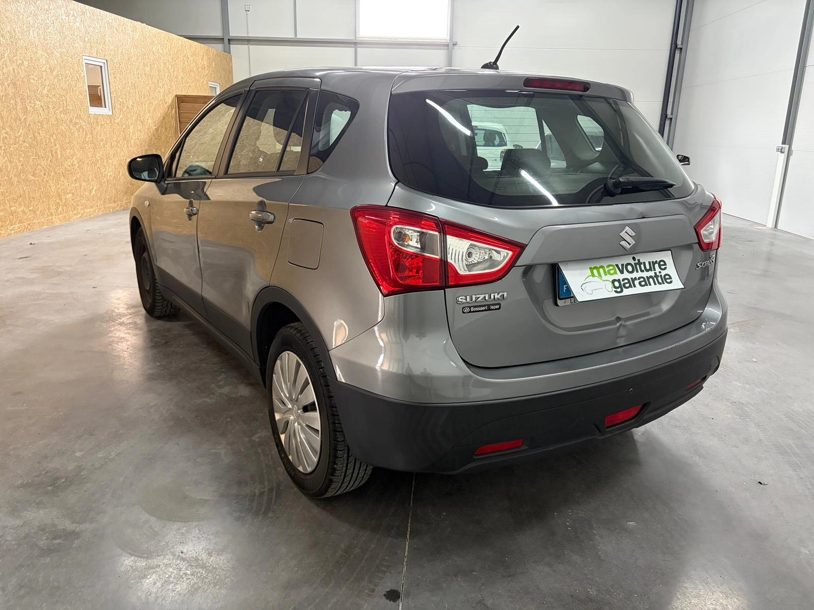 Suzuki Sx-4 S-cross 1.6 DDIS 120 STYLE - Garantie 12 mois mois 1.6 DDIS 120 STYLE 2WD — photo 3