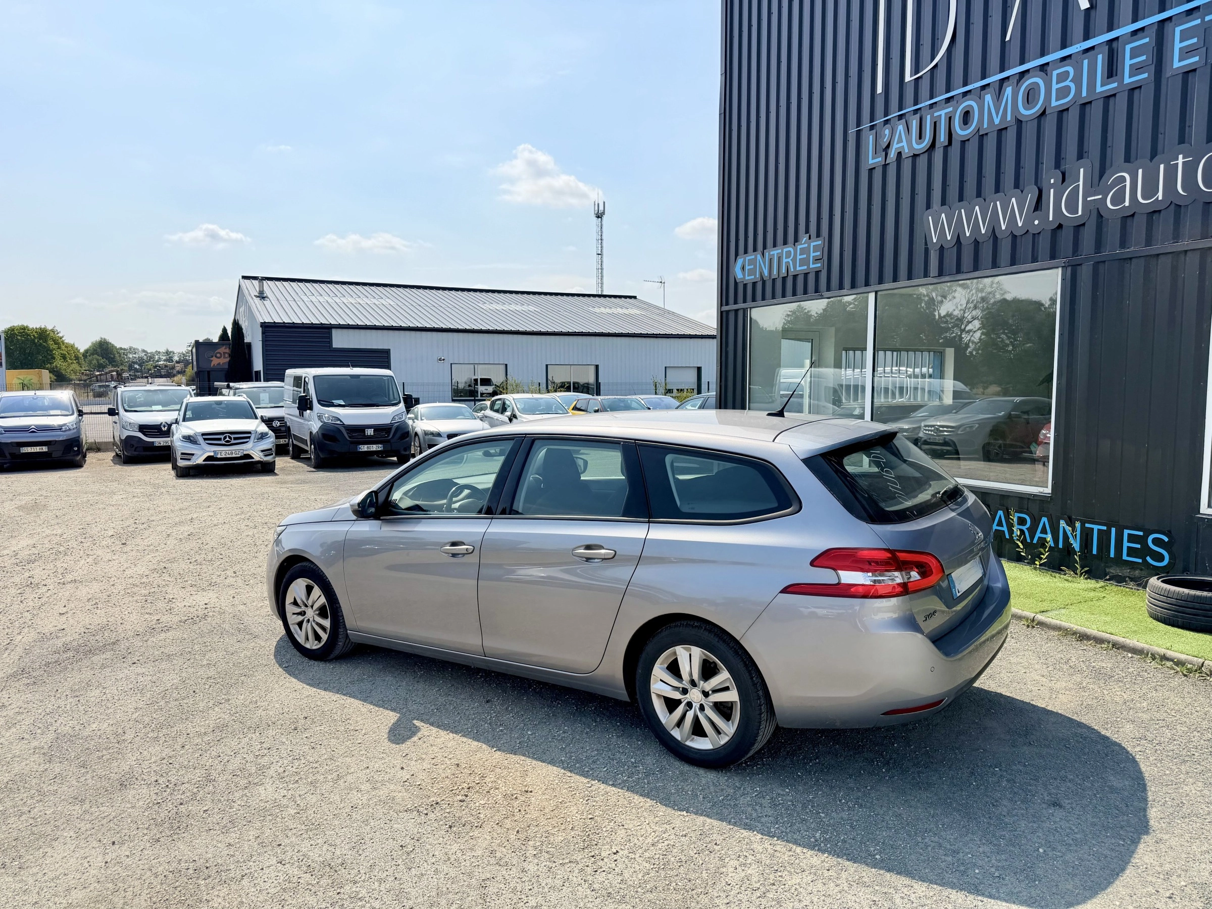 Peugeot 308 GENERATION-II SW 1.5 BLUEHDI 130 ACTIVE BUSINESS EAT BVA START-STOP — photo 3
