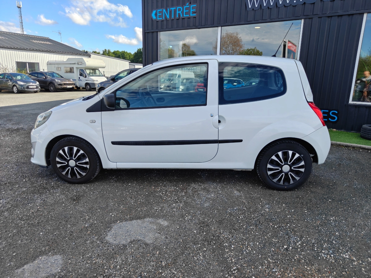 Renault Twingo 1.2 LEV 75 AUTHENTIQUE — photo 2