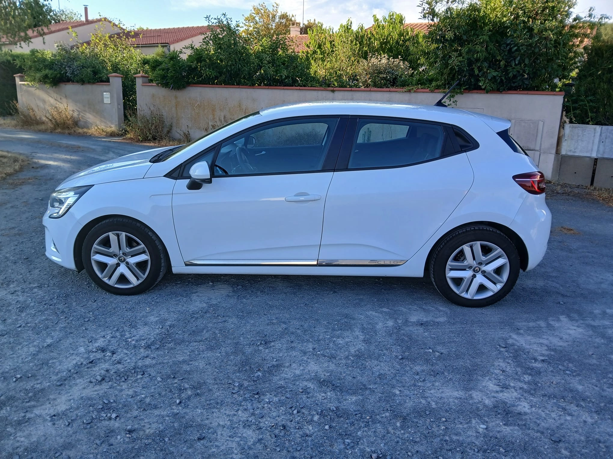 Renault Clio 1.5 BLUEDCI 85 BUSINESS - Garantie 12 mois — photo 2