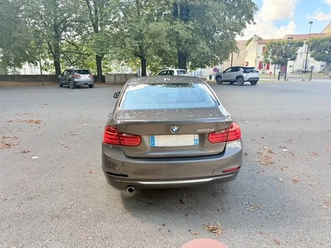 Bmw Serie 3 2.0 320 D 185 EDITION LUXE BVA Garantie 12 mois 2.0 320 D 185 EDITION LUXE XDRIVE BVA — photo 4