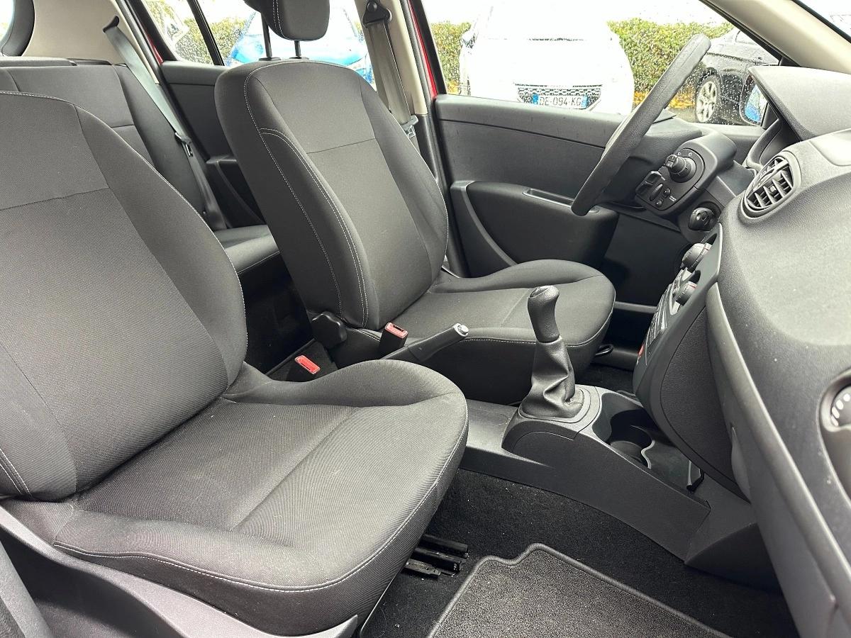 Aperçu indisponible de RENAULT Clio