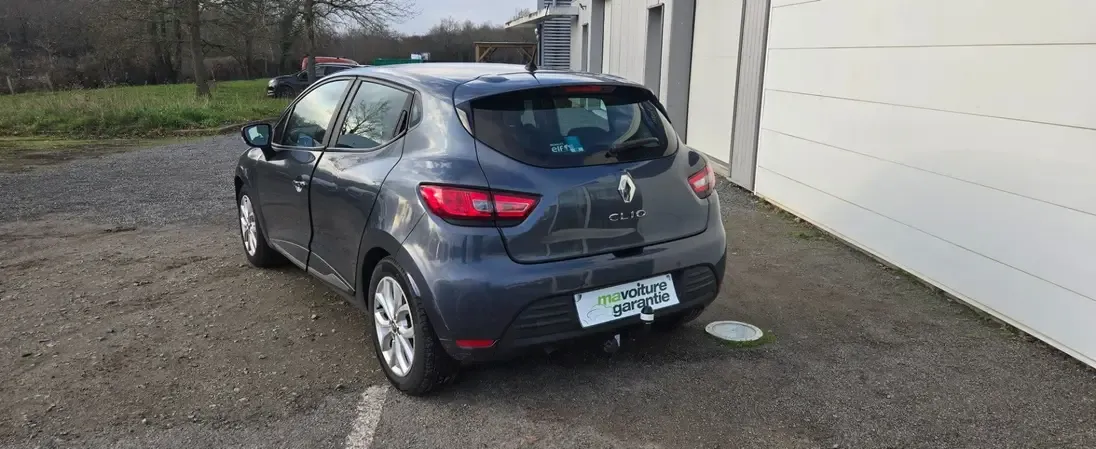 Renault Clio 1.5 DCI 90 INTENS EDC BVA — photo 3