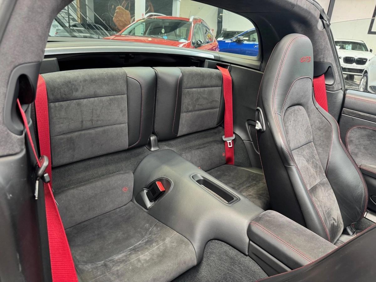 Porsche 911 CABRIOLET 3.0 450 TARGA GTS 4 BVA