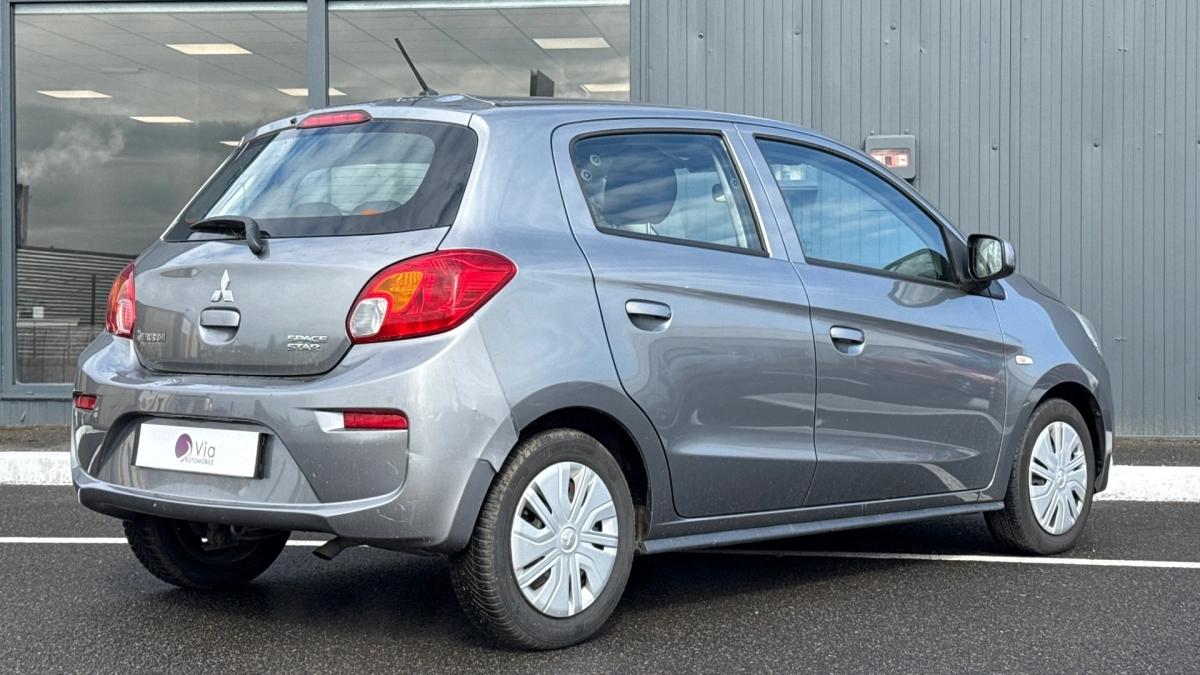 Mitsubishi SPACESTAR