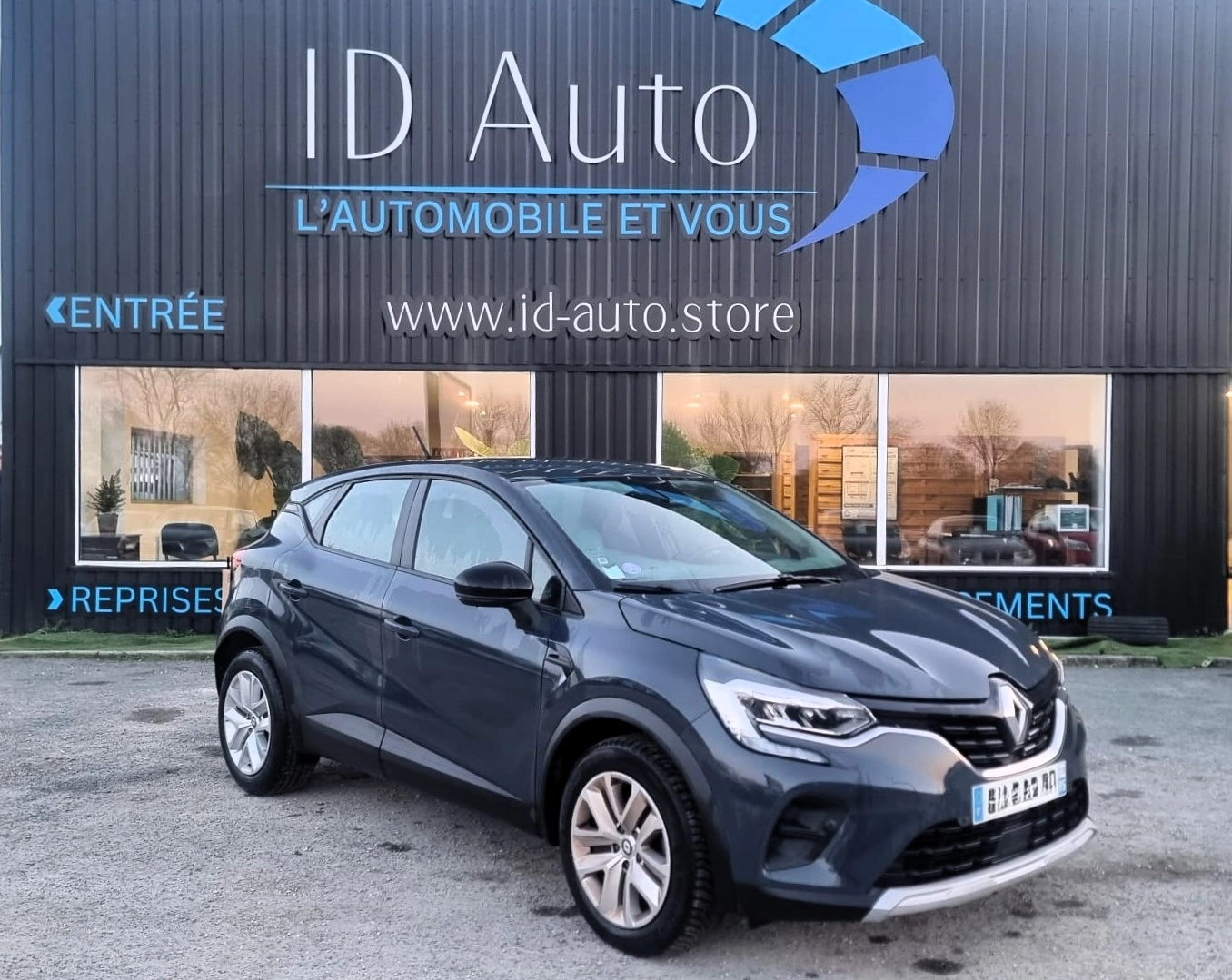 Voiture d'occasion Renault Captur en Vendée chez IDE AUTO