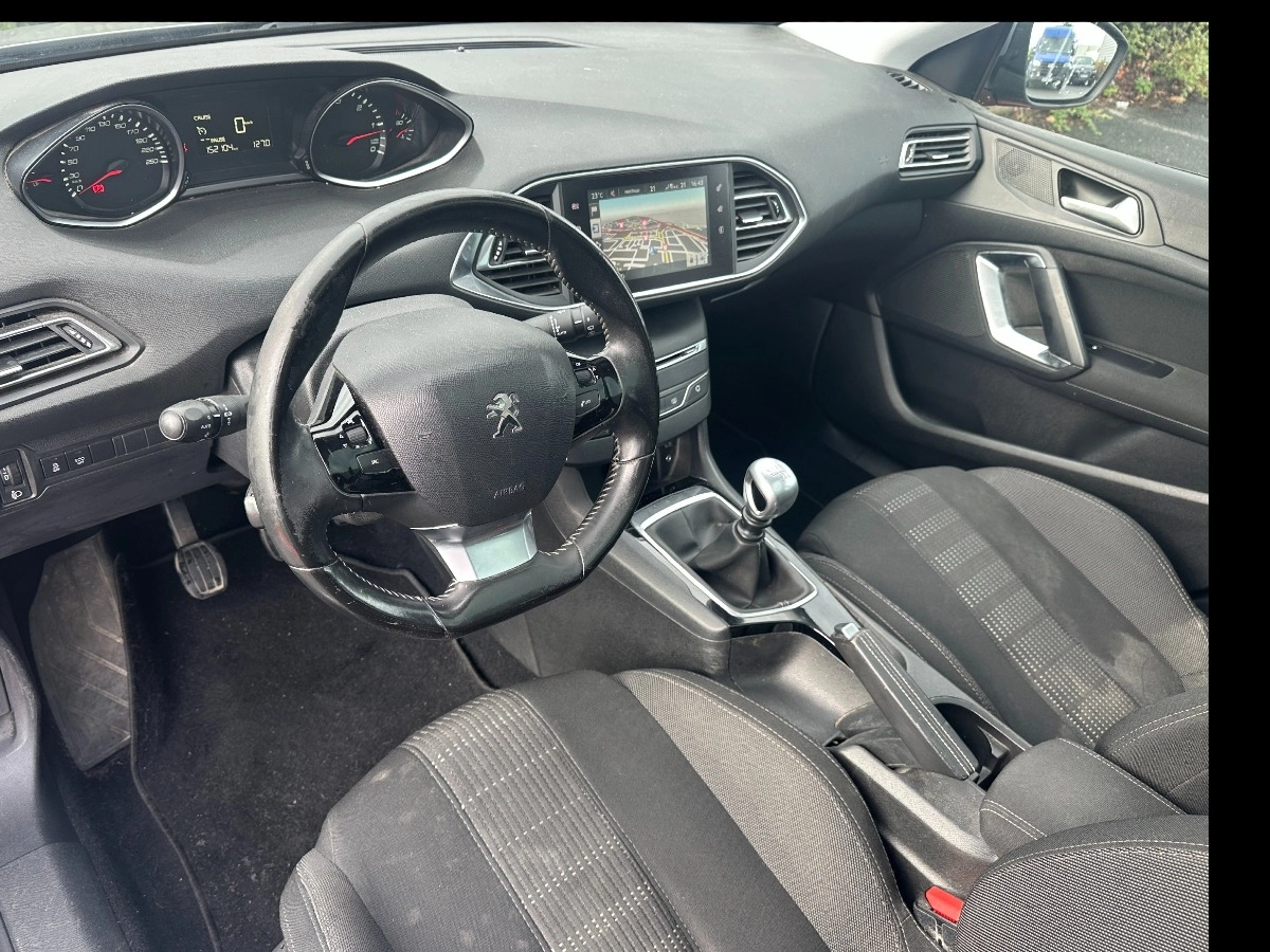 Peugeot 308 - photo 11