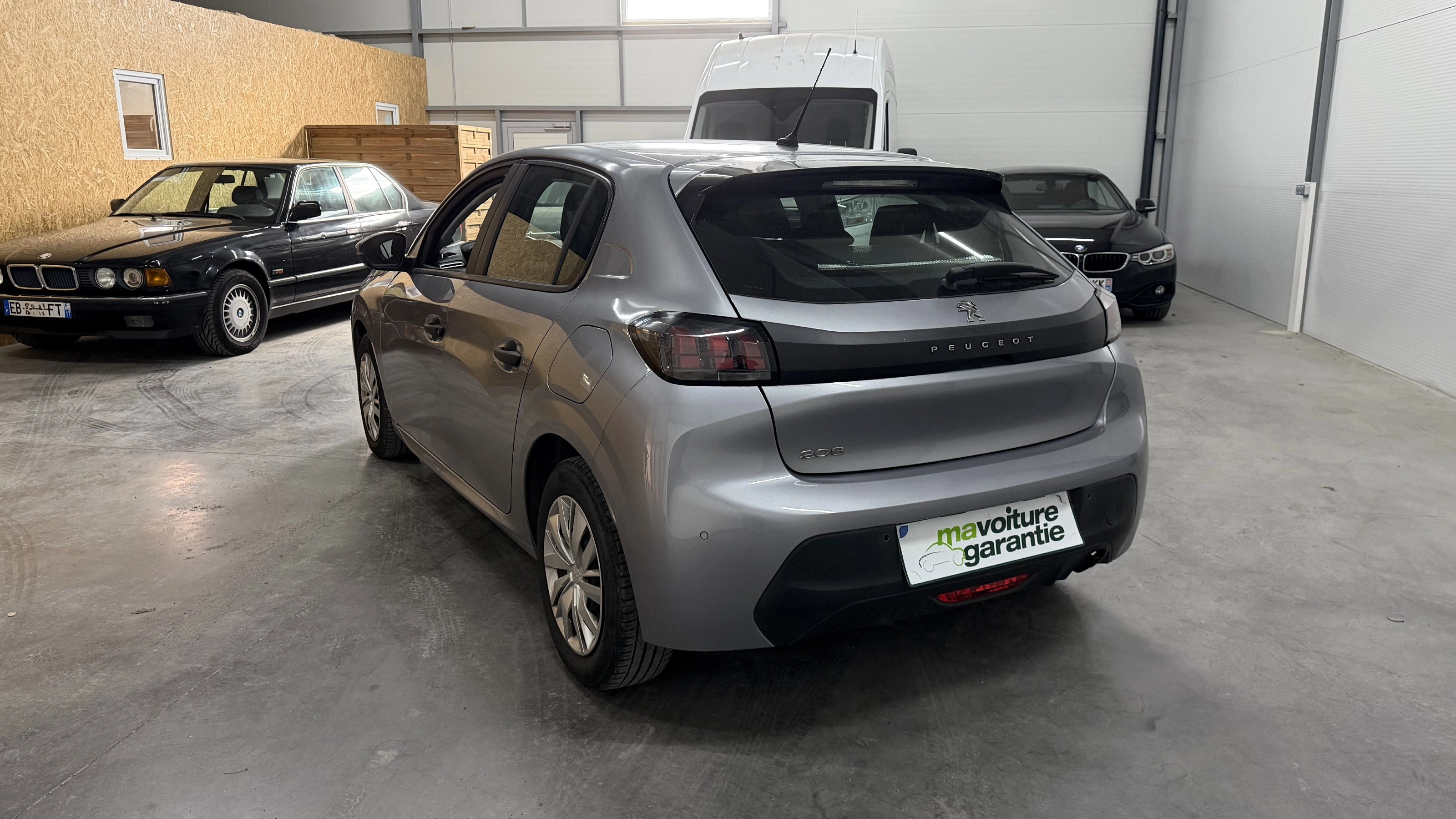 Peugeot 208 Active Pack / Garantie 12 mois — photo 3