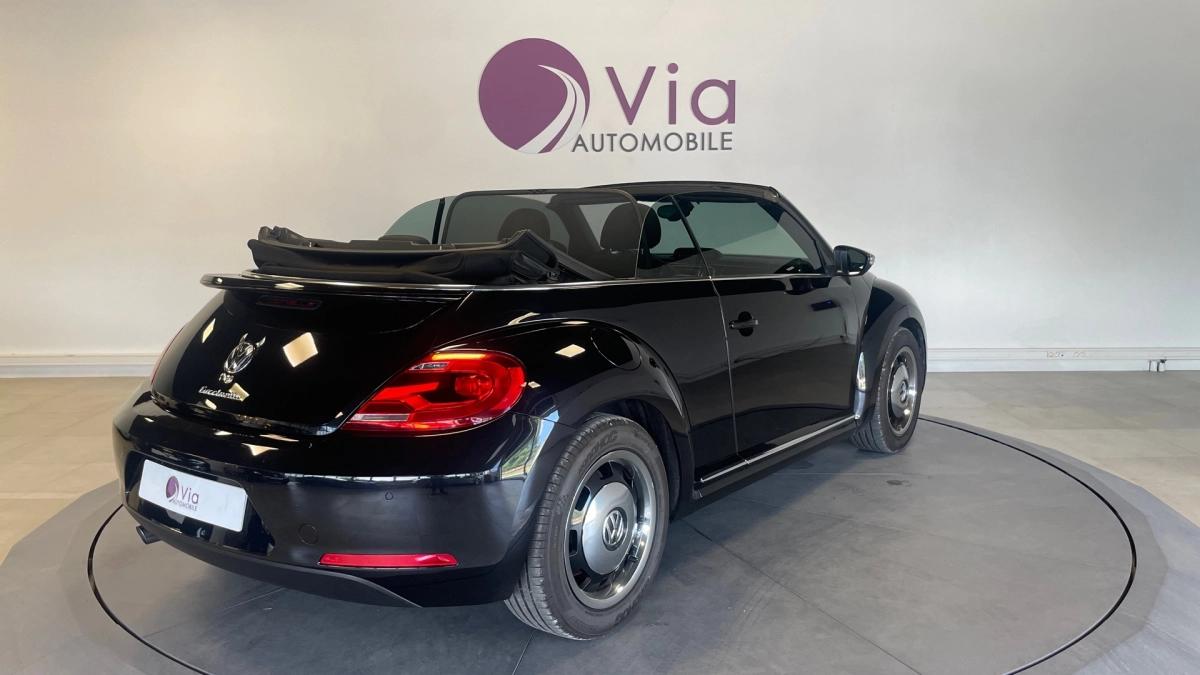 Volkswagen BEETLE