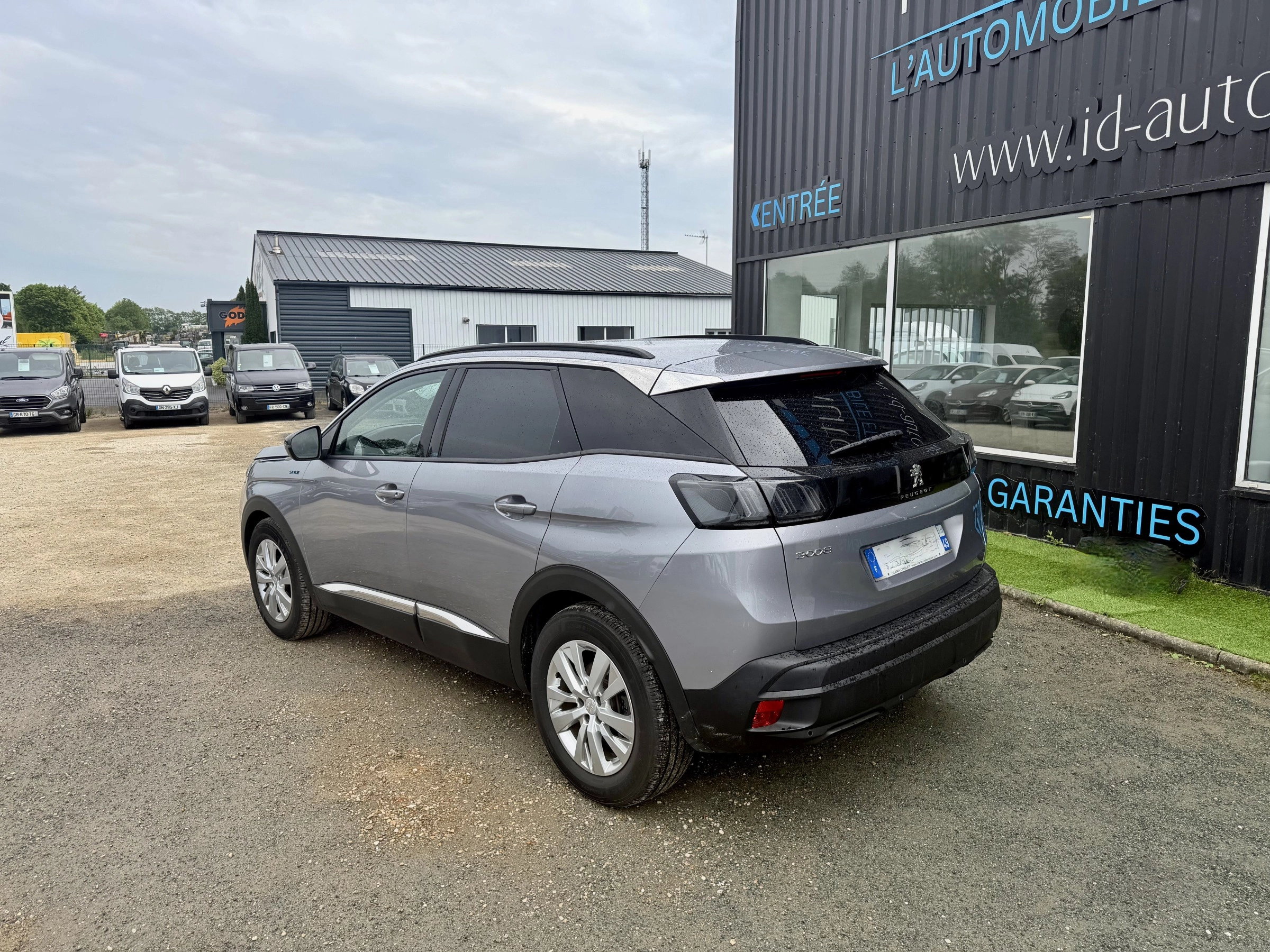 Peugeot 3008 GENERATION-II 1.5 BLUEHDI 130 STYLE EAT BVA START-STOP Garantie 12 mois — photo 3