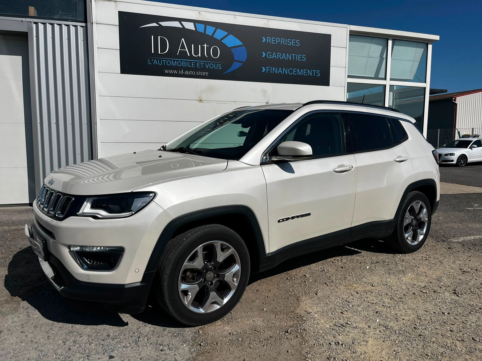 Voiture d'occasion Jeep Compass en Vendée chez IDE AUTO
