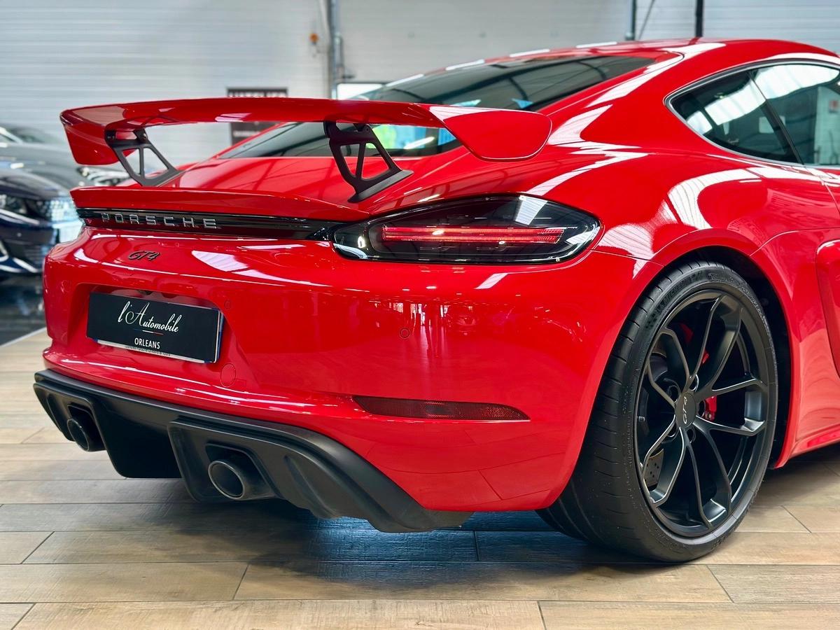 Porsche 718 Cayman 