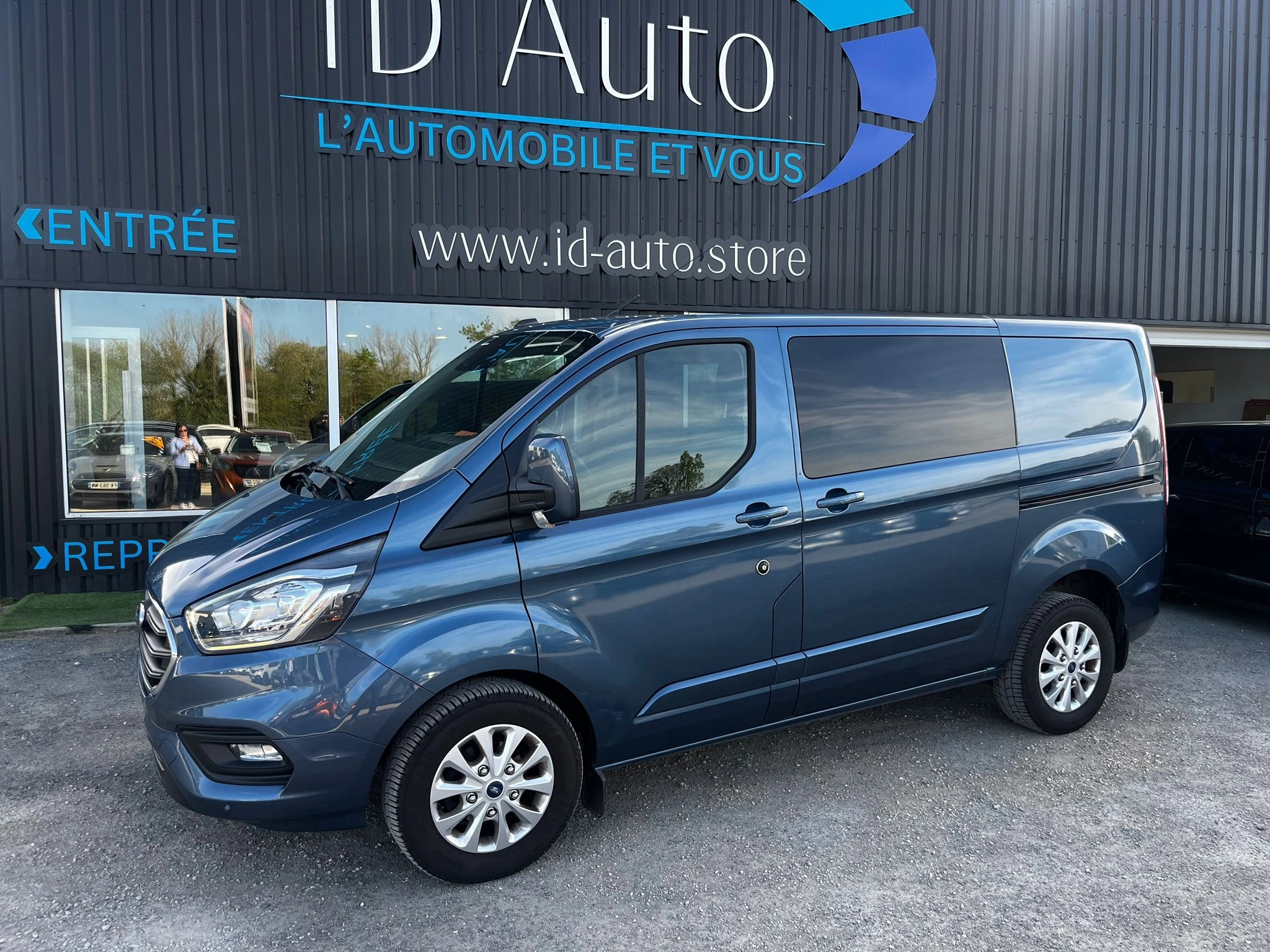 Voiture d'occasion Ford Transit Custom Vu en Vendée chez IDE AUTO