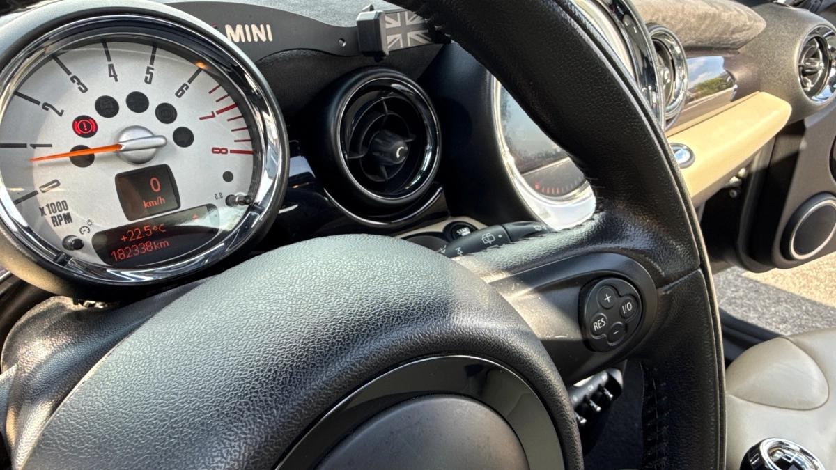 Mini Mini