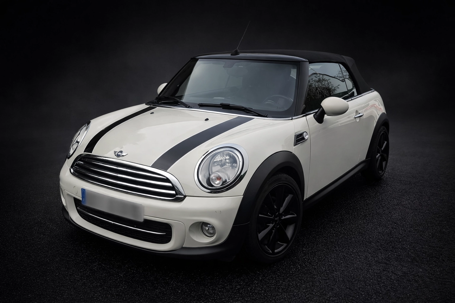 Mini Cabrio 1.6 D 110 COOPER — photo 2