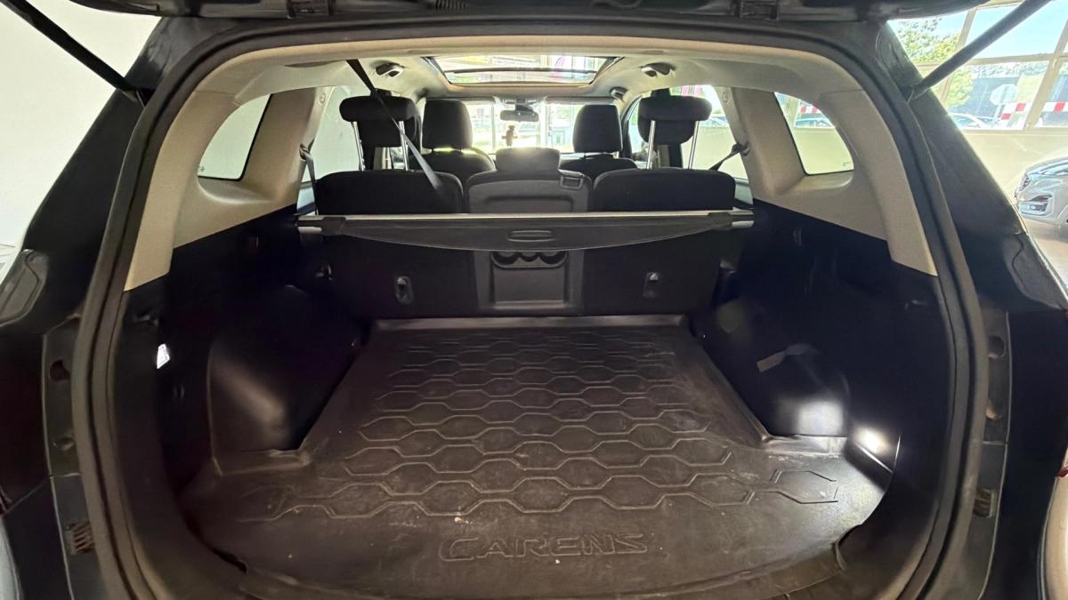 Kia Carens