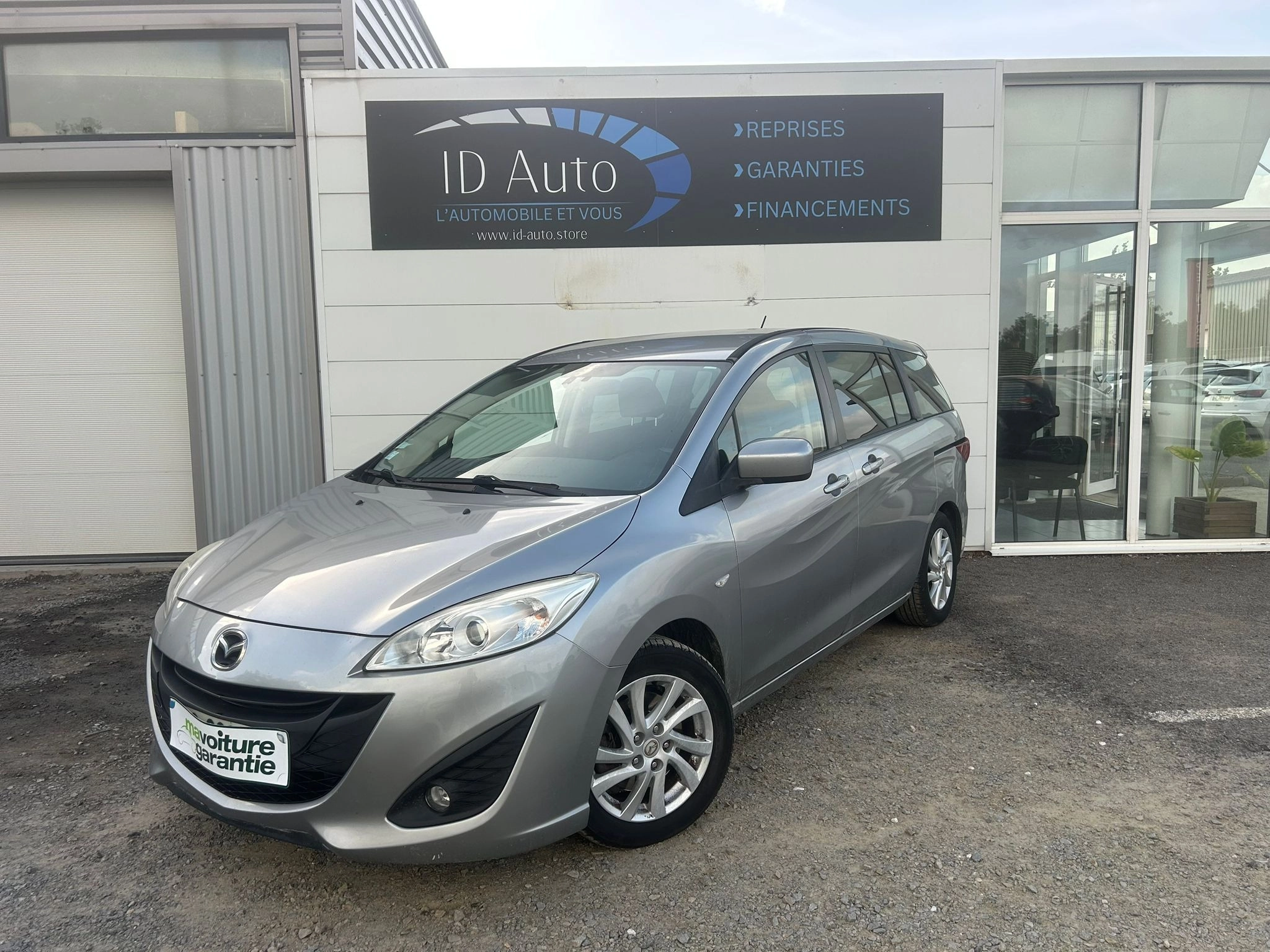 Voiture d'occasion Mazda 5 en Vendée chez IDE AUTO