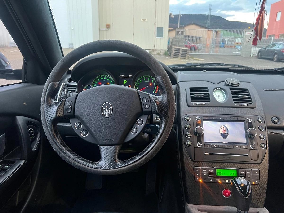 Maserati Quattroporte 