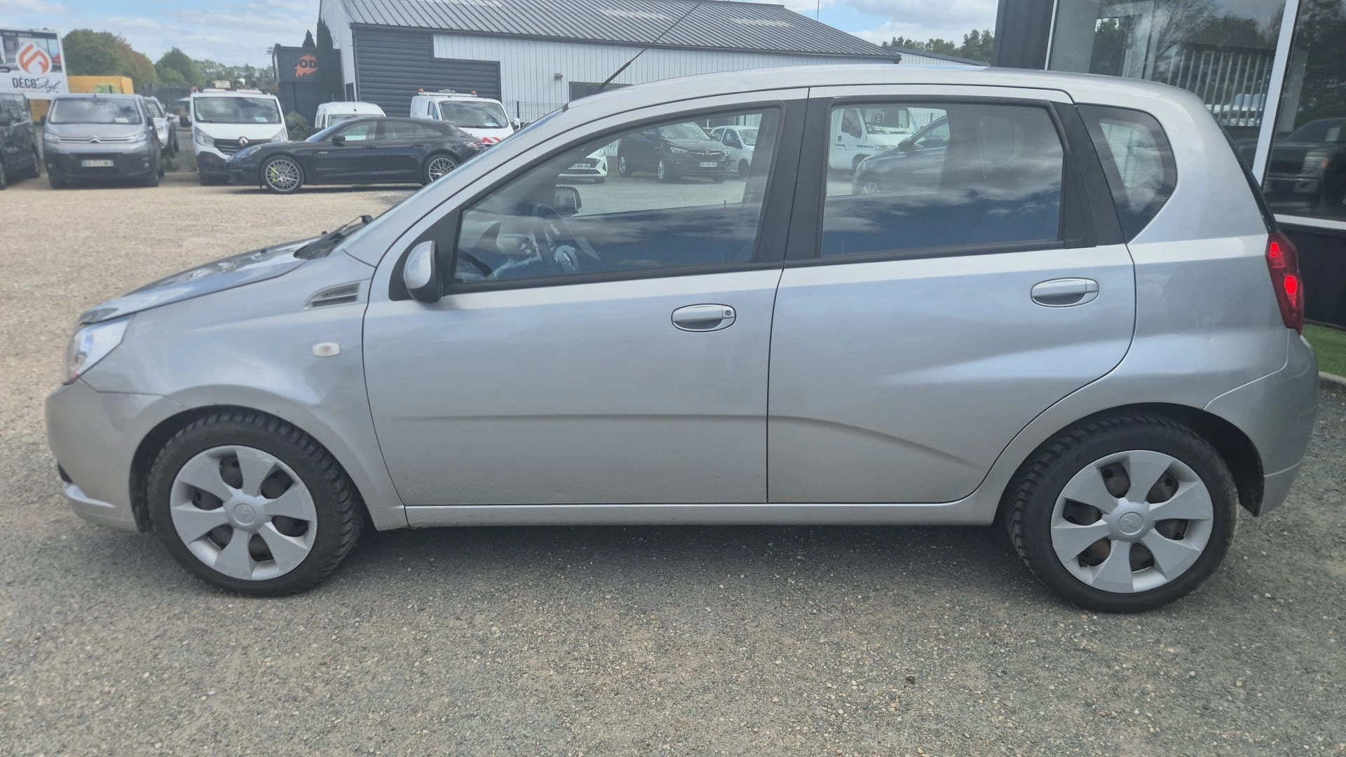 Chevrolet Aveo 1.2 85 Garantie 12 mois — photo 3