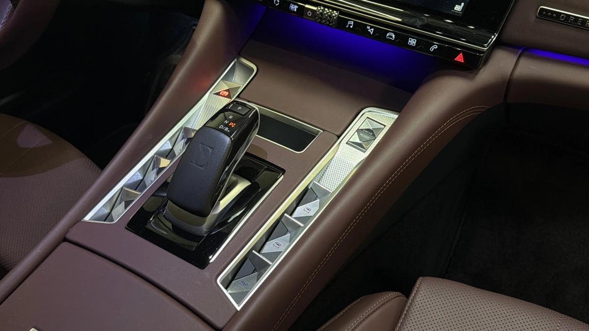 Ds Automobiles DS9