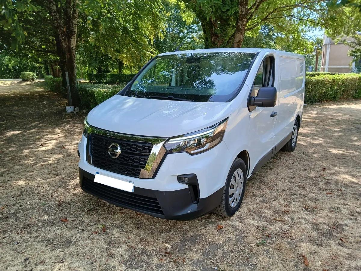 Nissan Primastar Vu