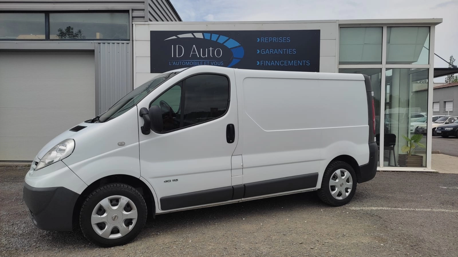 Nissan Primastar Vu FOURGON 2.0 DCI 115 2900 L2H1 PL-TN LONG ACENTA