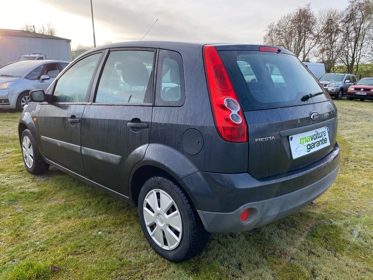 Ford Fiesta 1.3 70 FUN  Garantie 12Mois — photo 3