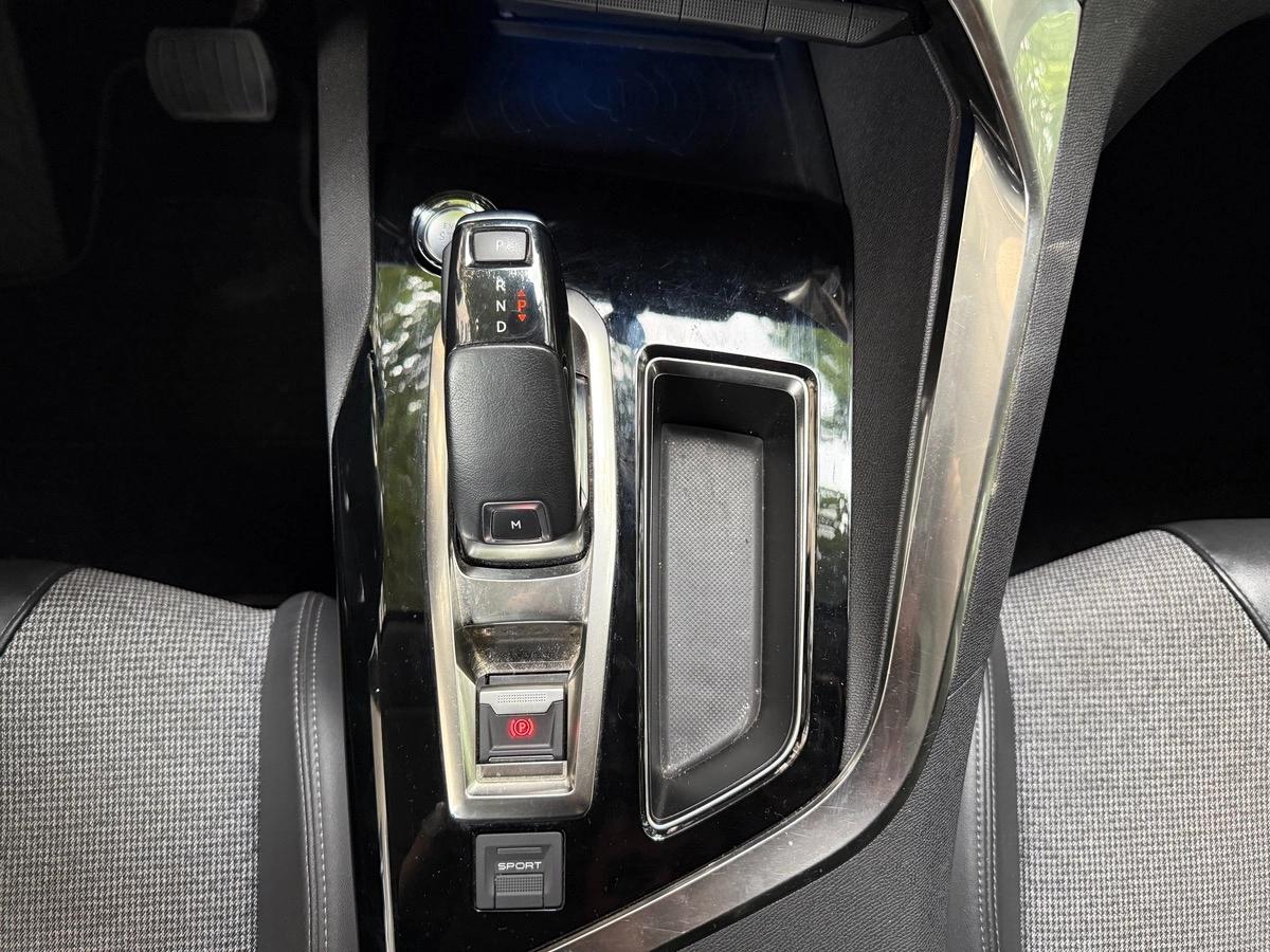 Peugeot 5008 GENERATION-I 1.2 PURETECH 130 ALLURE BUSINESS EAT BVA