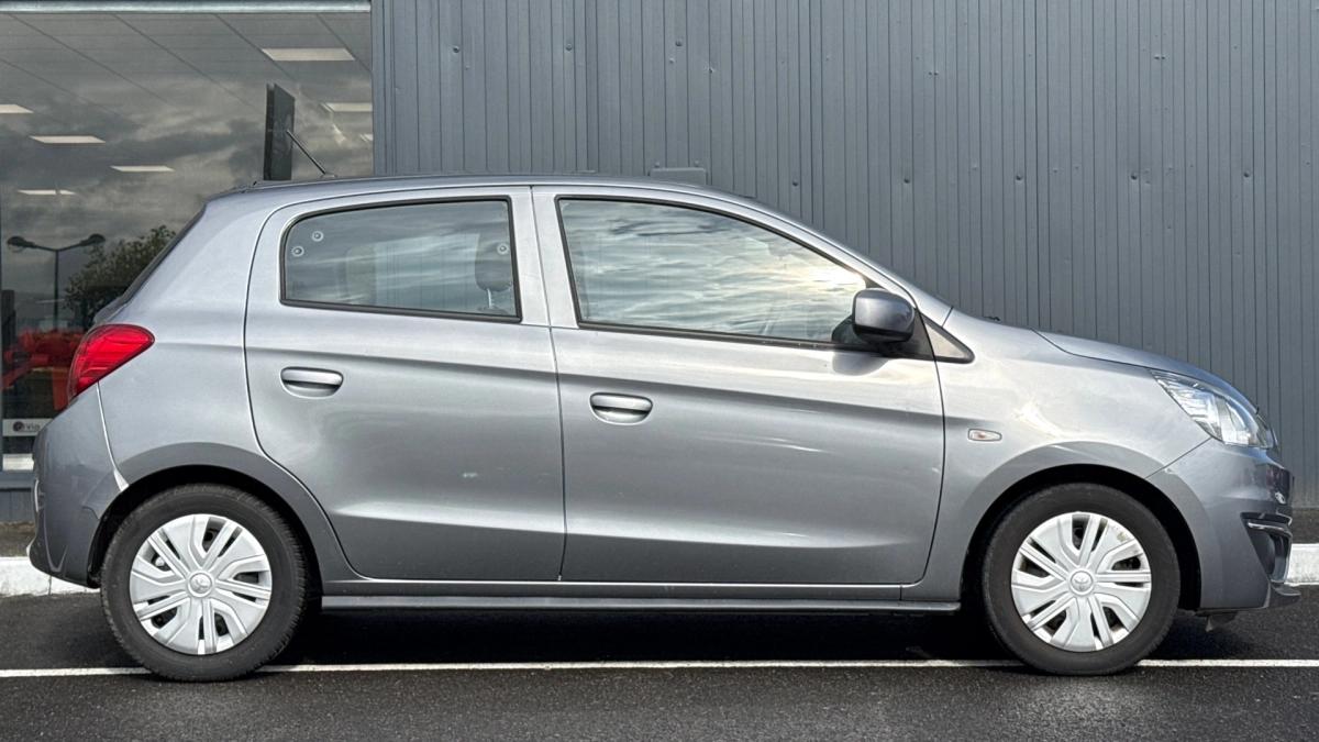 Mitsubishi SPACESTAR