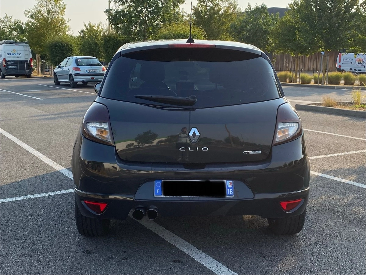 Renault Clio 1.6 130 GT — photo 4