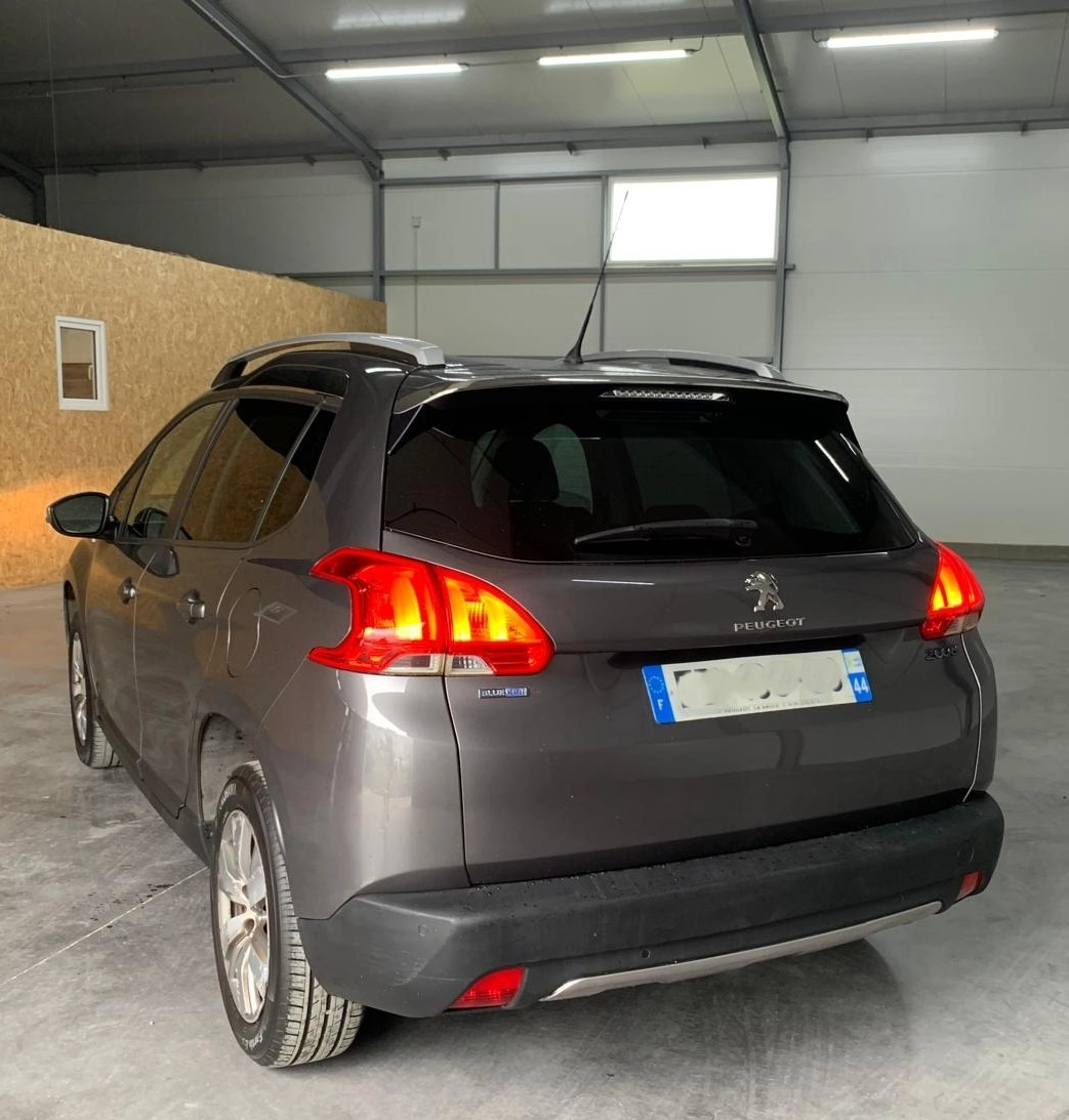 Peugeot 2008 GENERATION-I 1.5 BLUEHDI 100 ACTIVE -Garantie 12 mois — photo 3