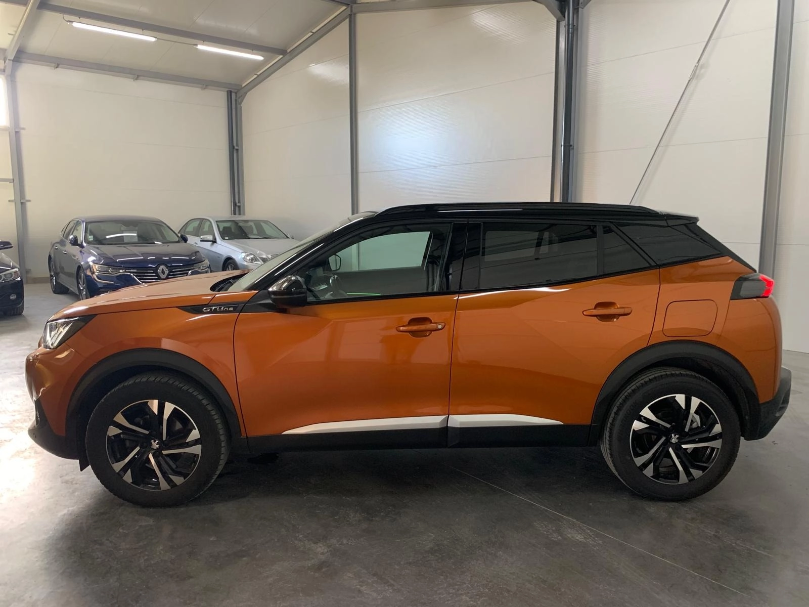 Peugeot 2008 GENERATION-II 1.5 BLUEHDI 130 GT LINE START-STOP -Garantie 12 mois GENERATION-II 1.5 BLUEHDI 100 GT LINE START-STOP — photo 2
