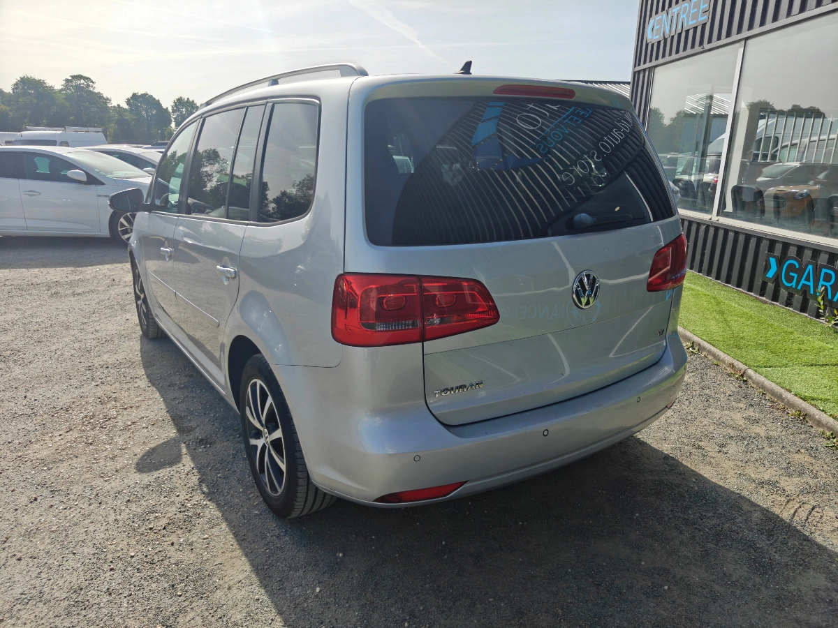 Volkswagen Touran 1.6 TDI 105 MATCH — photo 3